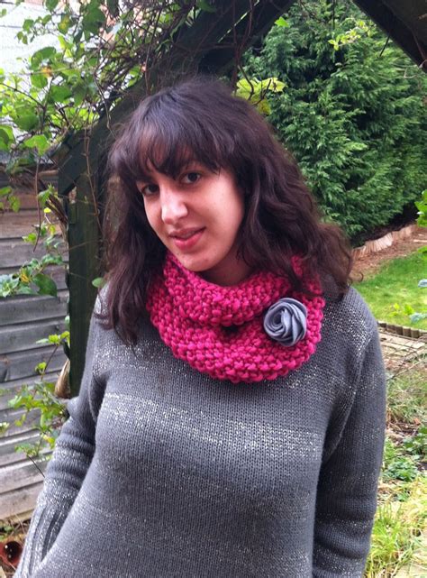 KraftyKat A Pendrell A Snood And A Pussy Cat