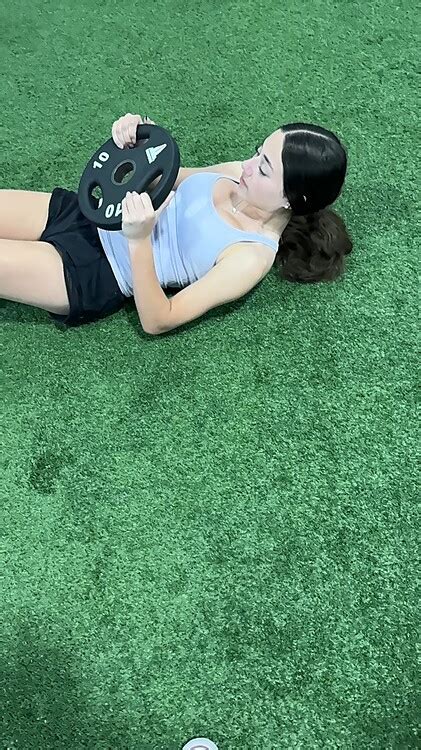 Petite Girl With Perky Tits Boobs Forum