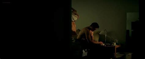 Nude Video Celebs Charlize Theron Nude The Yards 2000