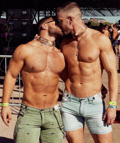 Photo Hot Males Kissing Page Lpsg
