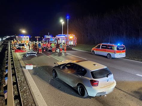 B Bei Leinfelden Echterdingen Nach Unfall Voll Gesperrt N Rtinger