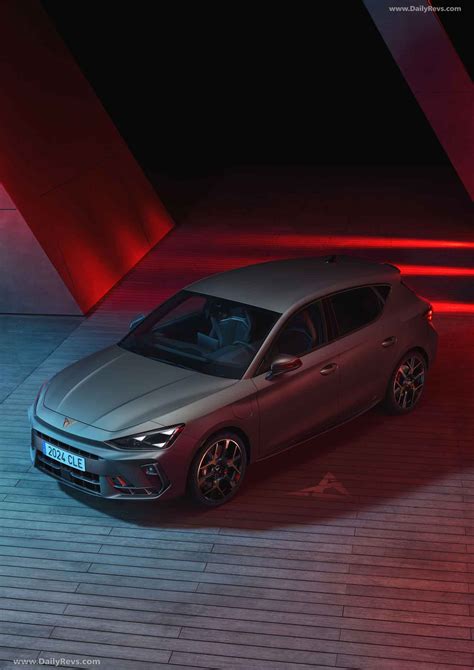 2025 Seat Cupra Leon Stunning HD Photos Videos Specs Features