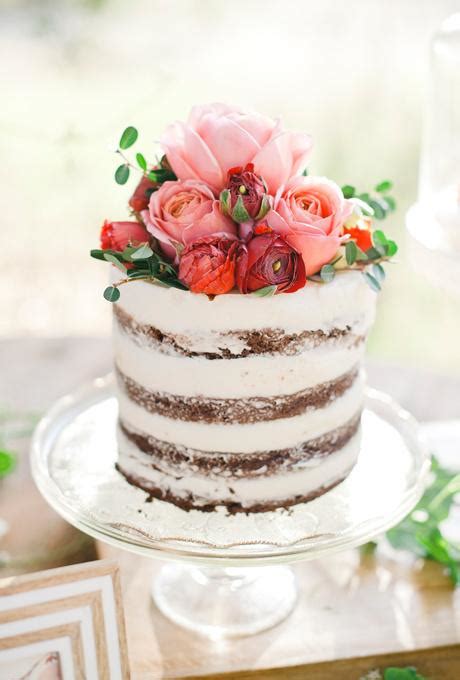 Naked Wedding Cake Styles Were Totally Obsessed With