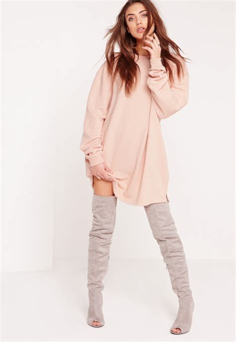 Maneras De Convertir Una Sudadera Nude En Tu Prenda M S Sexy Es La Moda