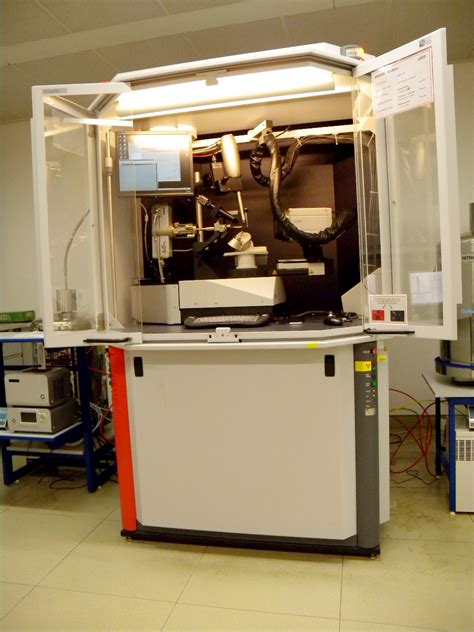 Single Crystal X Ray Diffractometer SXRD