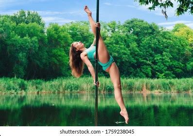 Naked Girl Doing Splits Images Stock Photos And Vectors Shutterstock