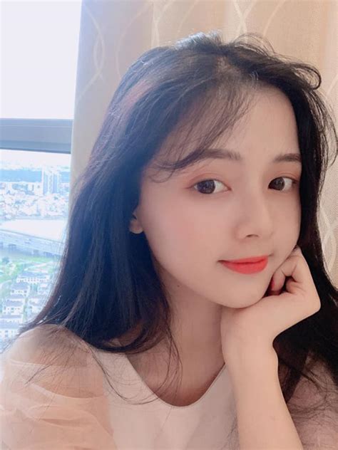 Hot girl ảnh thẻ gợi cảm hấp dẫn không ngờ sau 6 năm nổi tiếng