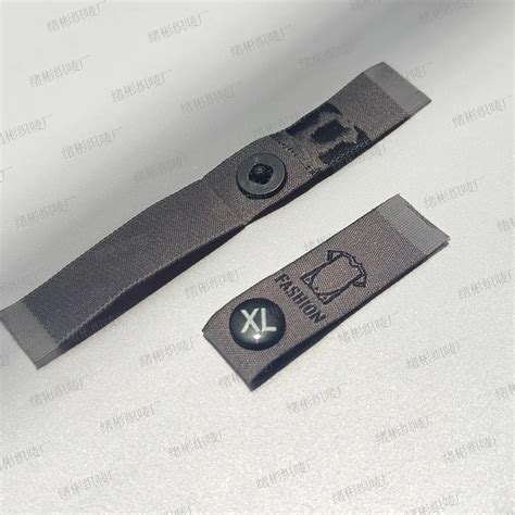 Benefits of Bulk Ordering Custom Clothing Labels | LIJIE