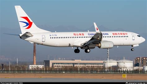 B China Eastern Yunnan Airlines Boeing P Wl Photo By Zuck