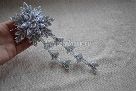 Заколка для волос в технике канзаши. Снежинка. Мастер-класс с ...