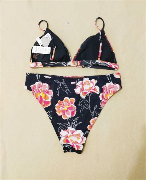 Xl Roxy Beach Classic Pt Two Piece Bikini Swimsuit Swimwear Women S Fashion Swimwear