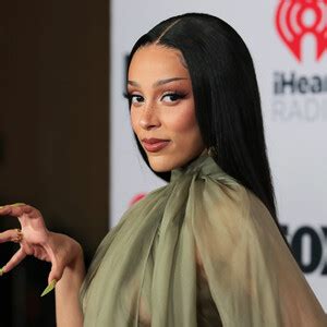 Doja Cat Shows Off Her Tits At The 2021 IHeartRadio Music Awards 63 Photos Leaked Nudes