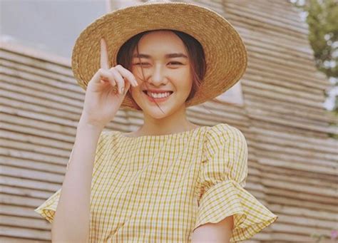 Nh Hot Girl X Xinh P S H U Chi U Cao M C Ng Gu Th I Trang N T Ng Titanic N I