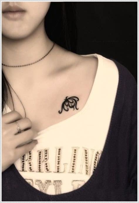 Small Chest Tattoos For Women - fingersnowm