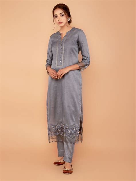 Buy Green Embroidered Linen Satin Kurta With Pants Set Of Ct