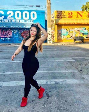 Gorgeous Korean Chick Porn Pic