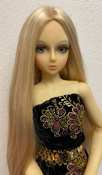 Jojo Wig Golden Blonde W Hot Pink Size 8 9 Doll Peddlar