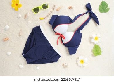 16 155 imágenes de Japonesas en bikini Imágenes fotos y vectores de stock Shutterstock