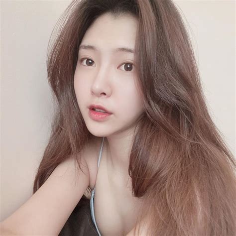 Th C Hi N Trending Khoe V Ng M T Tr N M Ng C N Ng Hot Girl Khi N Bao Fan Ph I Ch Y M U M I