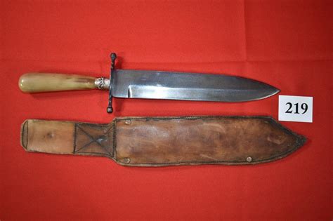 Lot Horn Handle Bowie