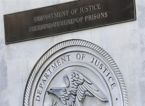 US federal prisons on lockdown after 2 Texas inmates killed | AP News