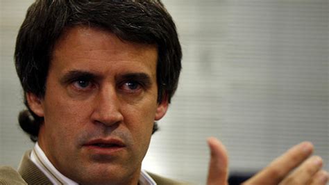 El ministro Alfonso Prat Gay comenzó a definir las primeras pautas para