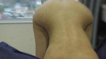 Une chienne passionnée avec une chatte passionnée baise XVIDEOS