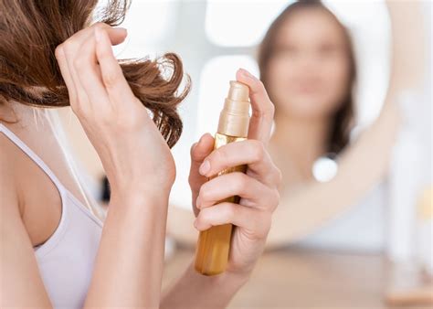 How To Remove Wig Glue From Hair 6 Diy Ways To Remove Glue