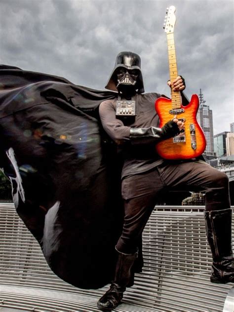 Red Hot Chilli Pepper Fans Caught Up In Commuter Chaos After Melbourne Concert Due To Lack Of