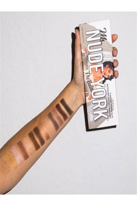 the balm Ms Nude York Far Paleti GÖZ FAR PALETİ toprak renklerinde ışıltılı ve mat renkler