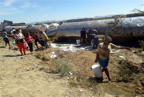 Vuelca tráiler con 60 mil litros de leche Grupo Milenio