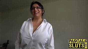 Une Femme Mature Aux Gros Seins Domin E Et Pilonn E Super Fort Xvideos