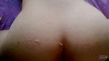 Golpea El Culo Y El Agua Chorrea XVIDEOS