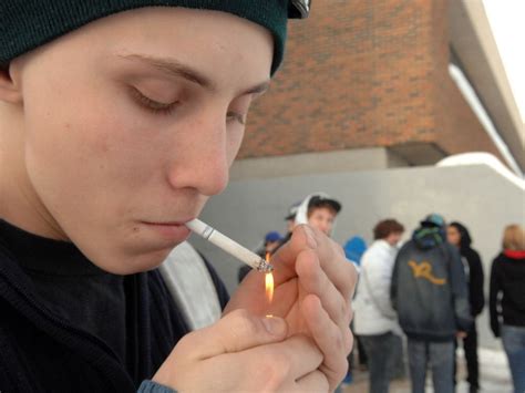 saskatchewan residents spend    smokes    province