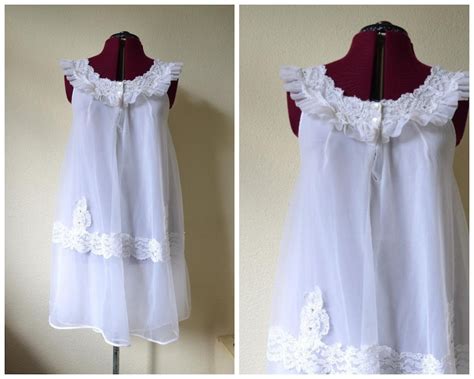 Vintage S S White Baby Doll Negligee Nightie Night Dress Lingerie Lace Rhinestone