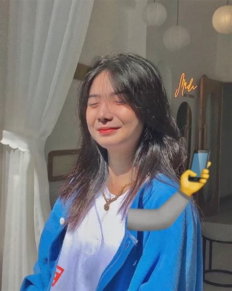 Hot girl Nghệ An với nét ngây ngô dễ thương đốn tim cộng đồng mạng Báo Dân trí