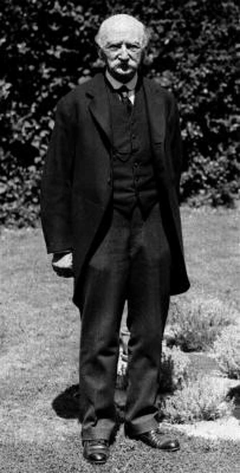 Passionate readers praise claire tomalin author for her historical accuracy 10