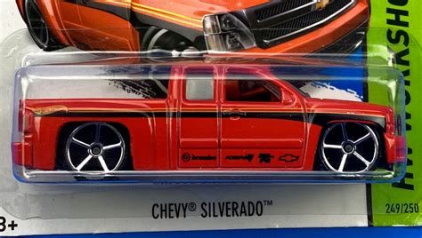 Машинка Базова Hot Wheels Chevy Silverado Workshop CFK Red купити в інтернет магазині