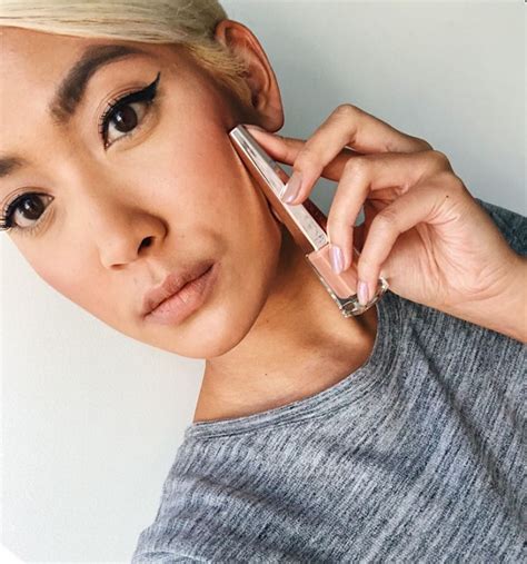 Nh N L I Nh Ng Th I Son M U Nude P H T H N Trong N M Elle