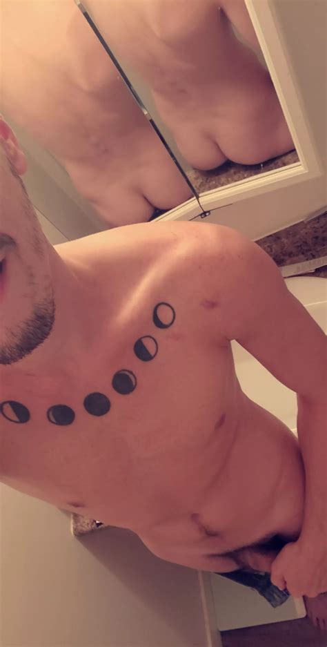 Happy Friday Hope You Enjoy Your Day Nudes NSFW GAY NUDE PICS ORG