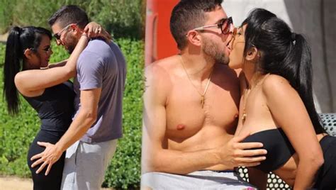 Il Baise Une Latina Sexy Dans Un Parc Public Xhamster