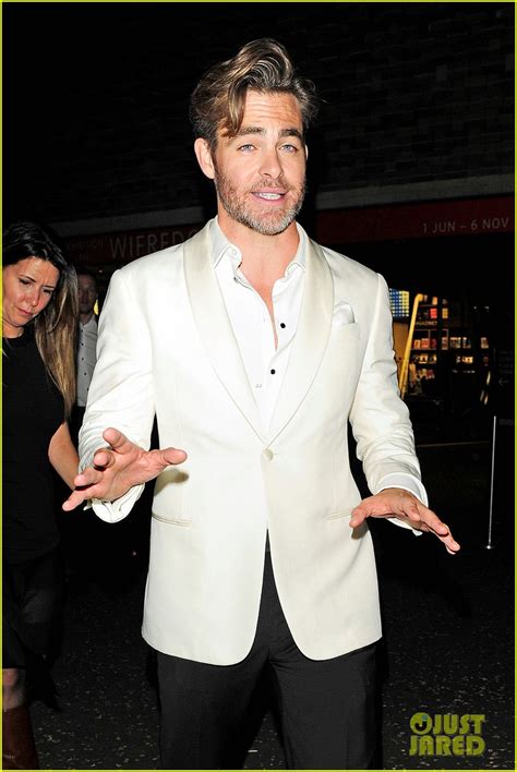 Chris Pine On Gay Character In CBS Star Trek It S About F Ing Time Photo Chris