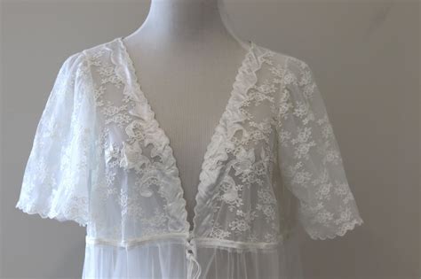 Vintage Sears Womens Long White Sheer Lace Lingerie Gem