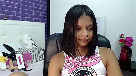 Liassex Nude Pussy Closeups On Cam For Live Sex Video Chat PussyCloseup