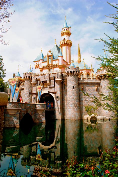 Disneyland is one of my favorite places to visit. | Disneyland anaheim