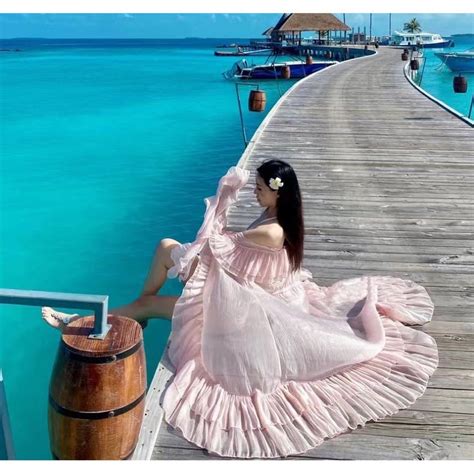 Jacket Silk Chiffon With Long Flared Sleeves And Ruffles To Wear Over A Queen Style Beach Bikini