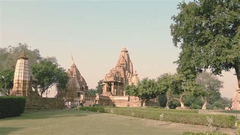 Khajuraho Temples: Mythology, Architecture, Sculptures, Entry Fee!