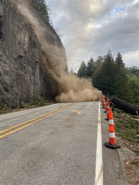 Bigger Response Team Takes Over Bolt Creek Fire