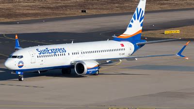 TC SME Boeing 737 8 MAX SunExpress Florian Resech JetPhotos