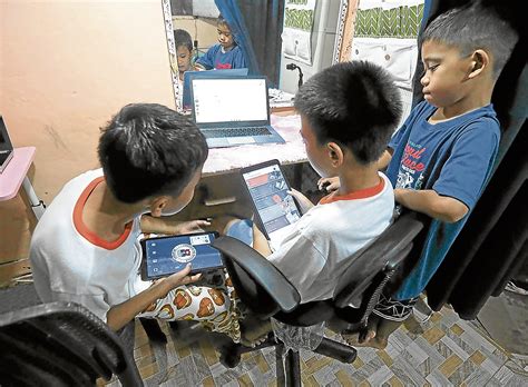 P42-B gadgets, internet sought for poor students | Inquirer News